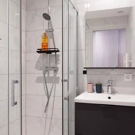 Apartment T2 Lumineux Refait A Neuf